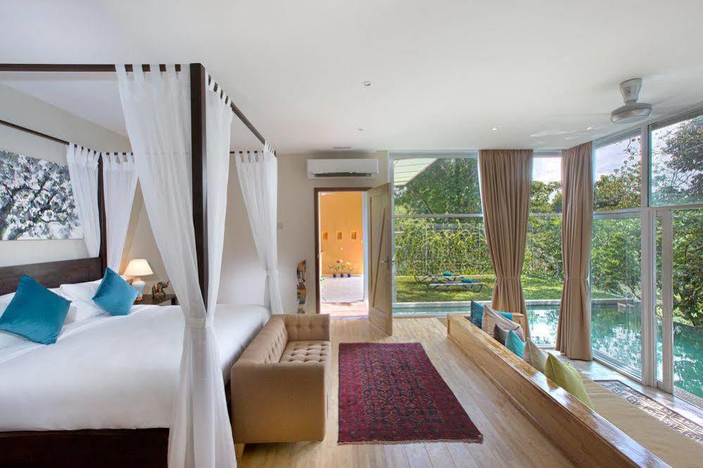 Ambong Rainforest Retreat Pantai Tengah  Exterior foto